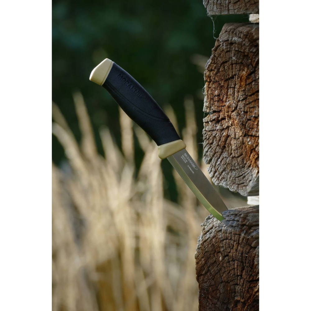 Morakniv Companion RVS Desert MO 14065-Desert messen & tools online bestellen bij Kathmandu Outdoor & Travel
