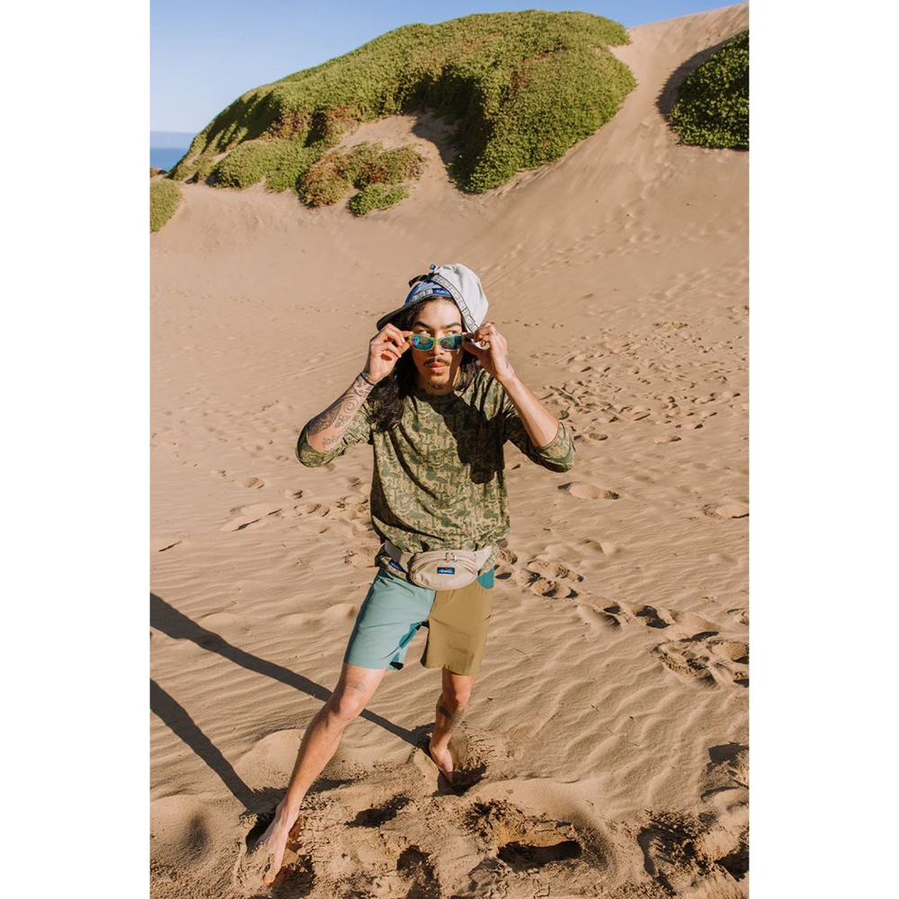 Kavu Canvas Spectator Olive 9204-49 tassen online bestellen bij Kathmandu Outdoor & Travel
