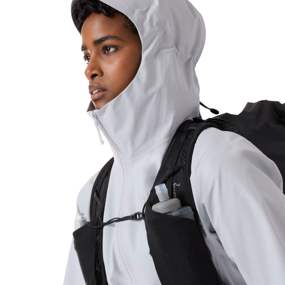 Arc'teryx Beta Jacket Women's Solitude 9239-Soltude jassen online bestellen bij Kathmandu Outdoor & Travel