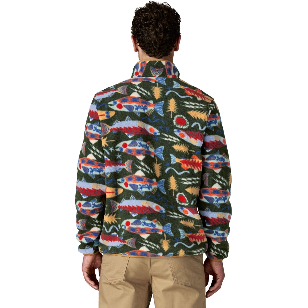Patagonia LW Synch Snap-T P/O Salmon Energy: Old Growth Gree 25551-SEOG fleeces en truien online bestellen bij Kathmandu Outdoor & Travel