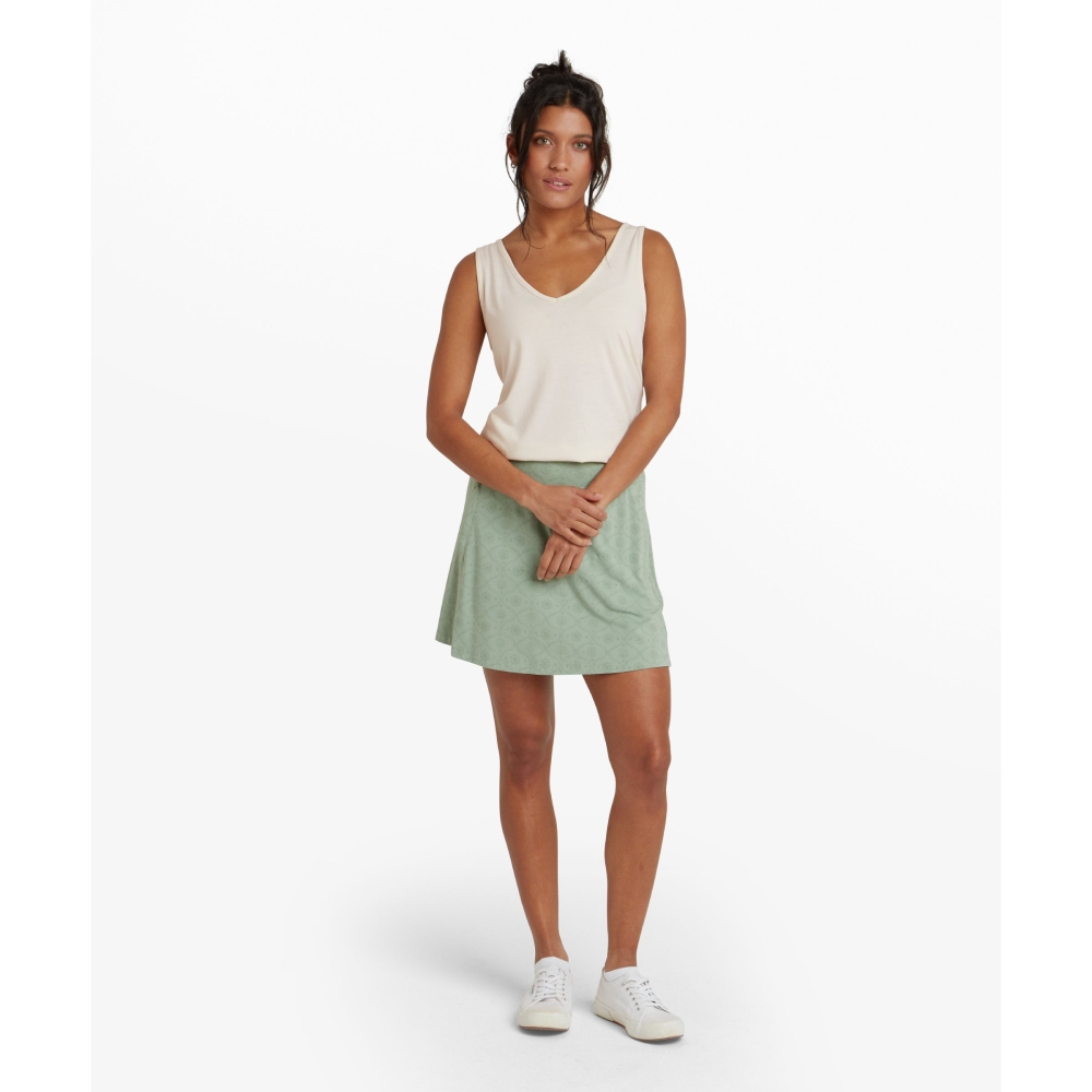 Sherpa Adventure Gear Bali V-Neck Tank Women's Peetho SW20029-101 shirts en tops online bestellen bij Kathmandu Outdoor & Travel