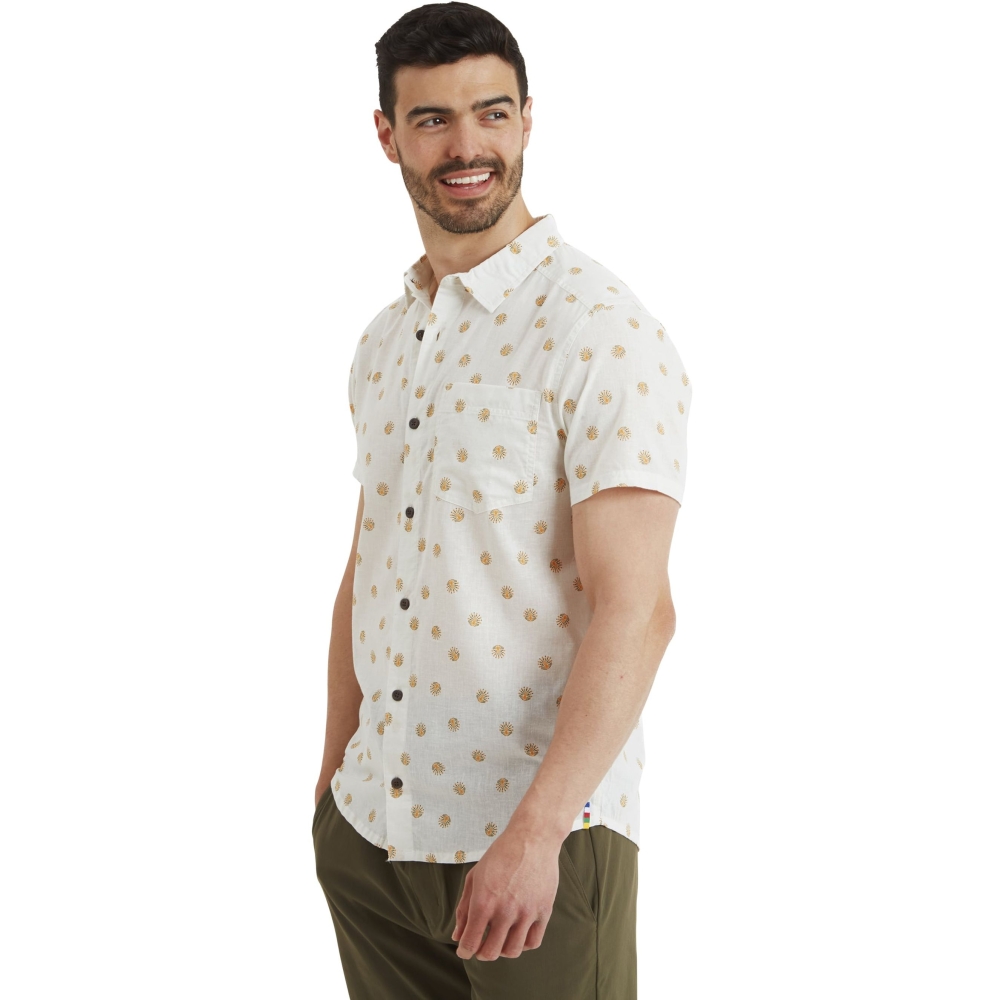 Sherpa Adventure Gear Newar Peacock SS Shirt Peetho SM11044-101 shirts en tops online bestellen bij Kathmandu Outdoor & Travel