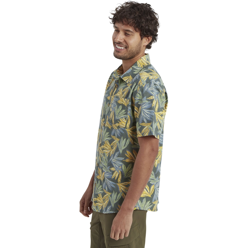 Sherpa Adventure Gear Havai SS Shirt Dark Thyme SM11048-810 shirts en tops online bestellen bij Kathmandu Outdoor & Travel