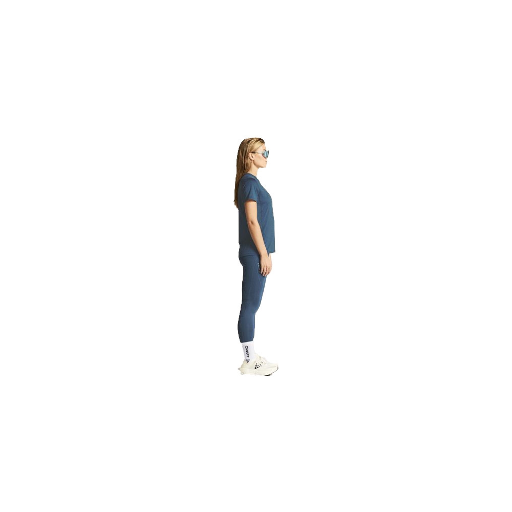 Craft Adv Essence SS Tee 2 Women's Ensign 1914798-378000 shirts en tops online bestellen bij Kathmandu Outdoor & Travel