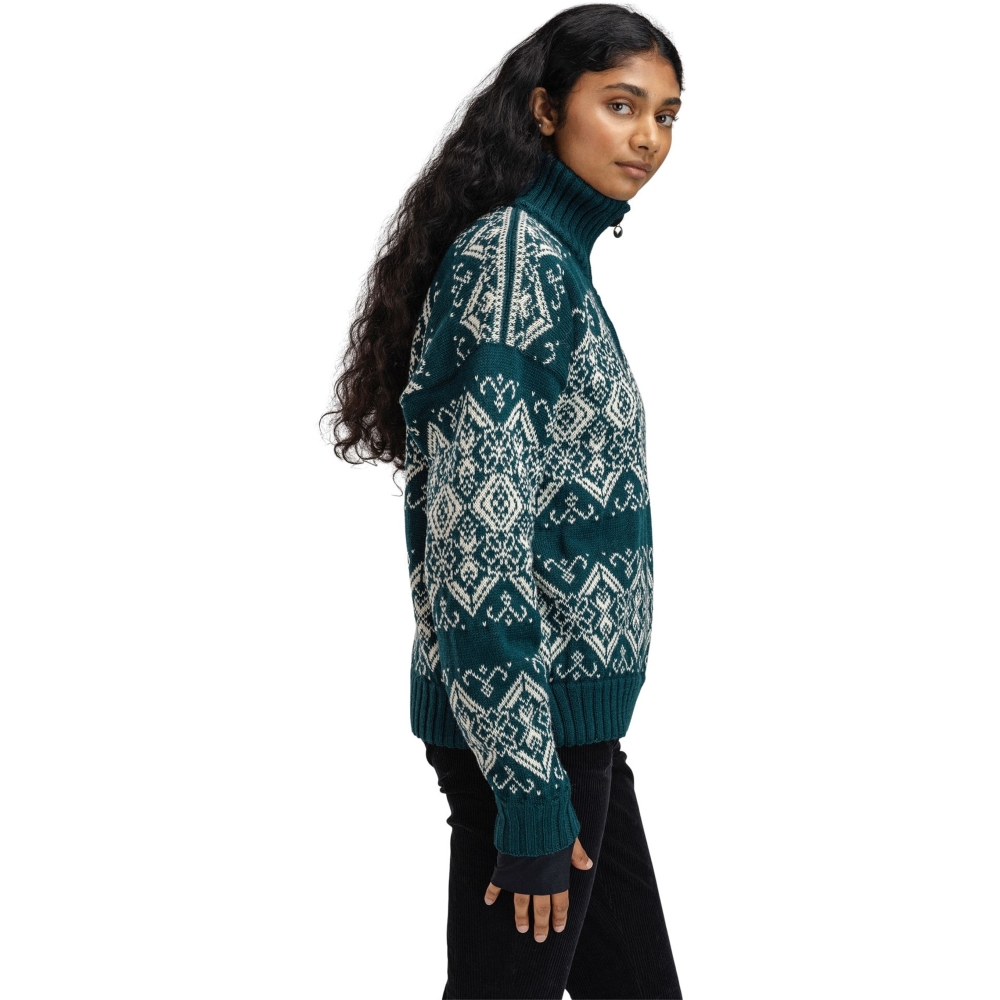 Dale Roset Fem. WP Sweater Pinegreenl Offwhite 96301-N00 fleeces en truien online bestellen bij Kathmandu Outdoor & Travel