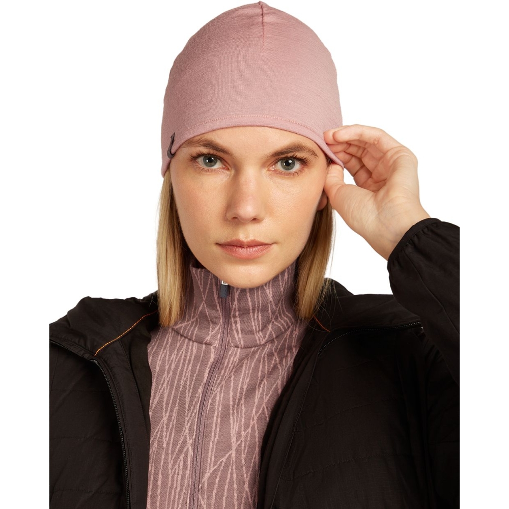 Icebreaker 200 Oasis Revers Beanie Summit/Blush IBIBM200-0H61 kleding accessoires online bestellen bij Kathmandu Outdoor & Travel