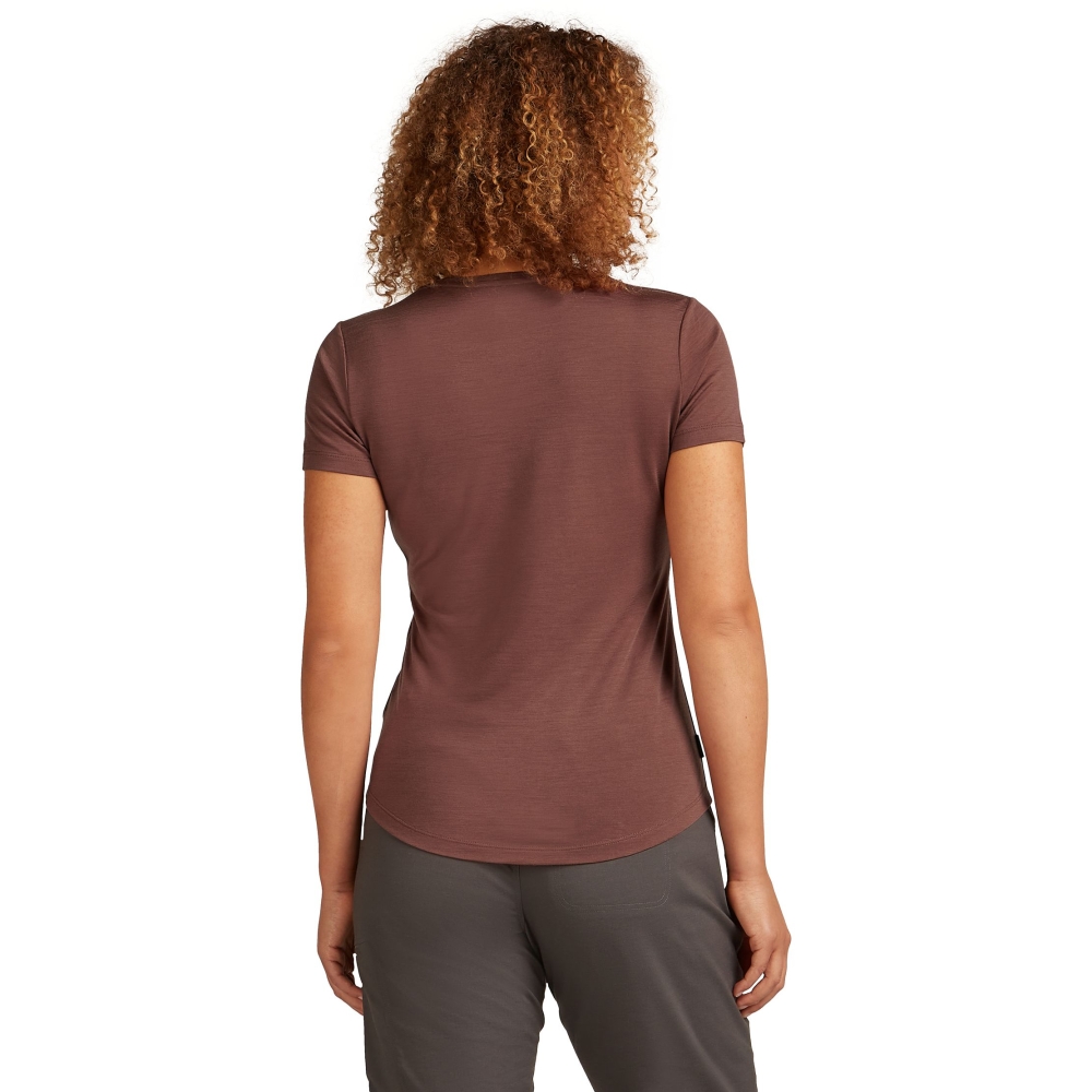 Icebreaker Mer 125 Cool-Lite Sphere III SS Scoop Women's Carob IB0A56ZP-0B11 shirts en tops online bestellen bij Kathmandu Outdoor & Travel