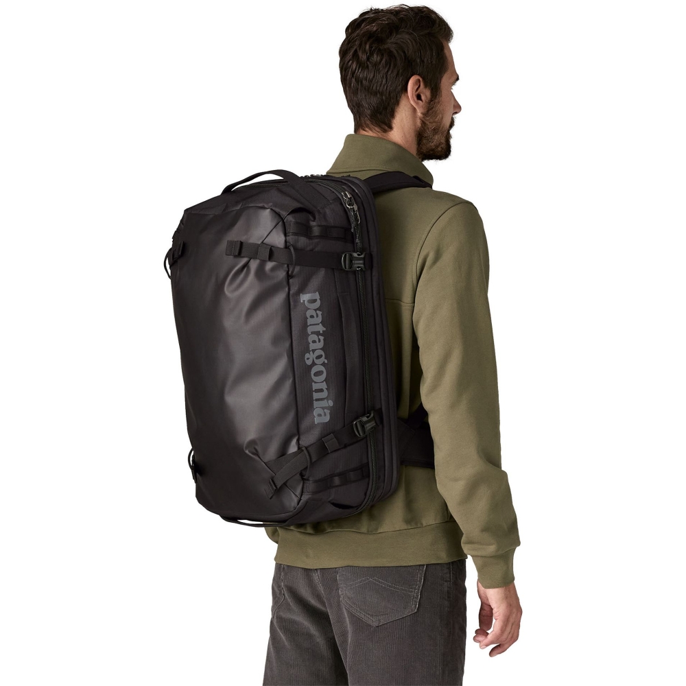Patagonia Black Hole MLC Black w/Black 49307-BOB-ALL reistassen online bestellen bij Kathmandu Outdoor & Travel