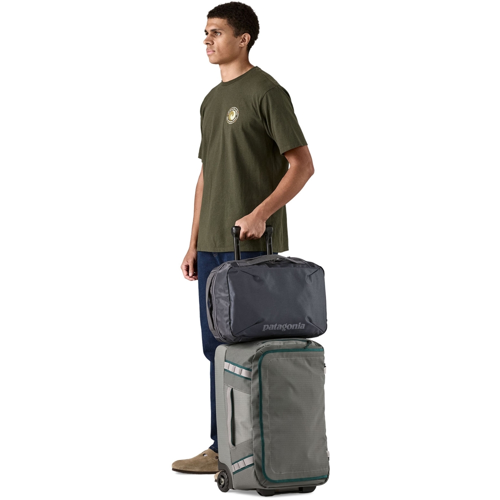 Patagonia Black Hole Micro MLC Smolder Blue 49260-SMDB-ALL reistassen online bestellen bij Kathmandu Outdoor & Travel