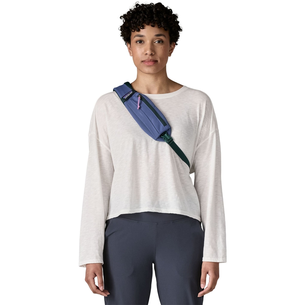 Patagonia Atom Sling 8L Current Blue 48262-CUBL-ALL tassen online bestellen bij Kathmandu Outdoor & Travel