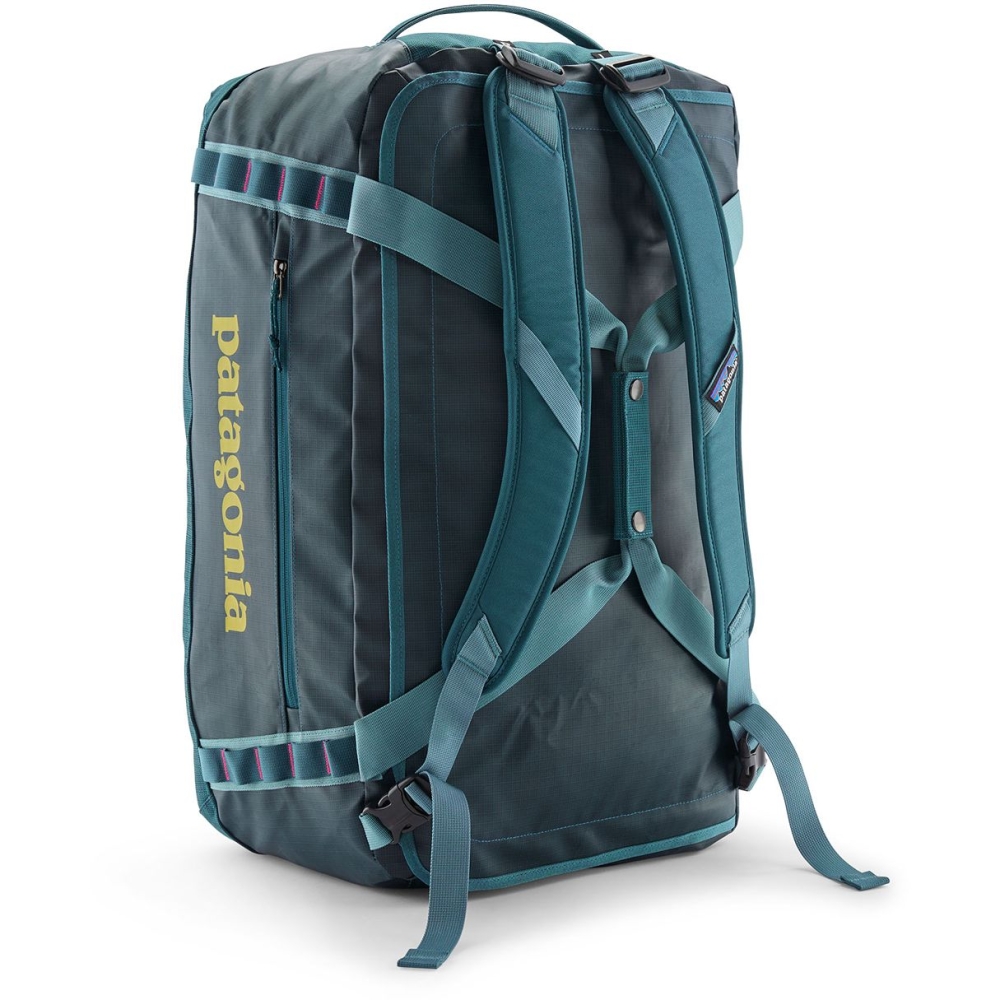 Patagonia Black Hole Duffel 55L Tidal Teal w/Luminous Pink 49343-TLMP-ALL duffels online bestellen bij Kathmandu Outdoor & Travel