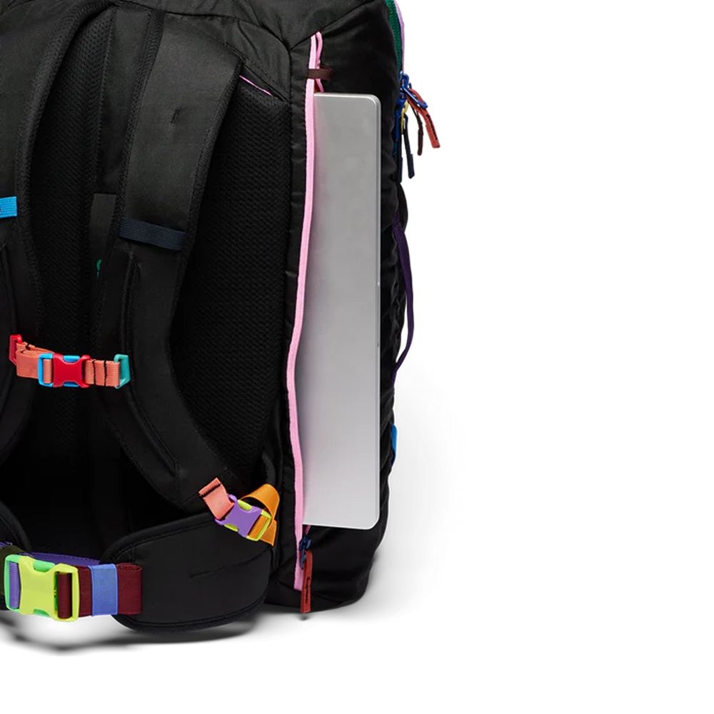 Cotopaxi Allpa 42L Travel Pack Del Dia Dark A42-DDD-53 reistassen online bestellen bij Kathmandu Outdoor & Travel