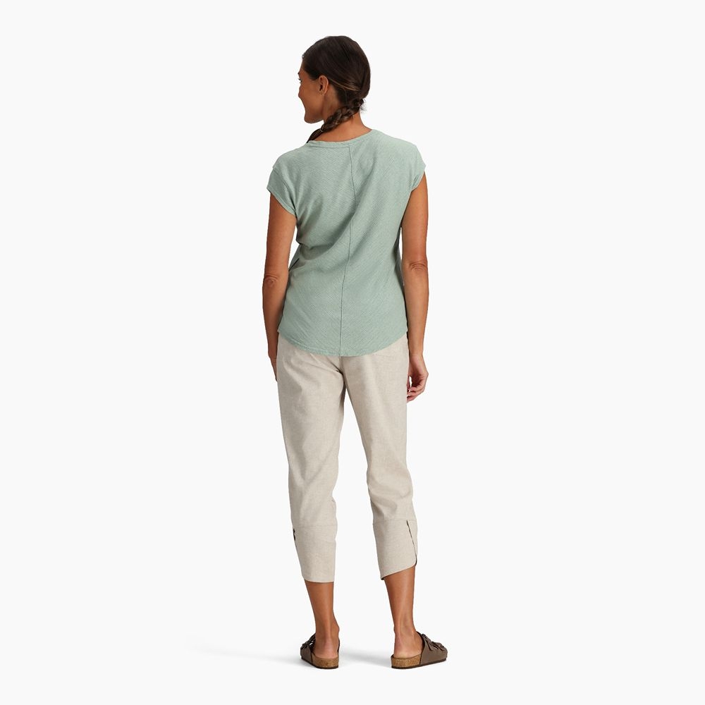 Royal Robbins Vacationer V-NK S/S Women's Sage Y611031-344 shirts en tops online bestellen bij Kathmandu Outdoor & Travel