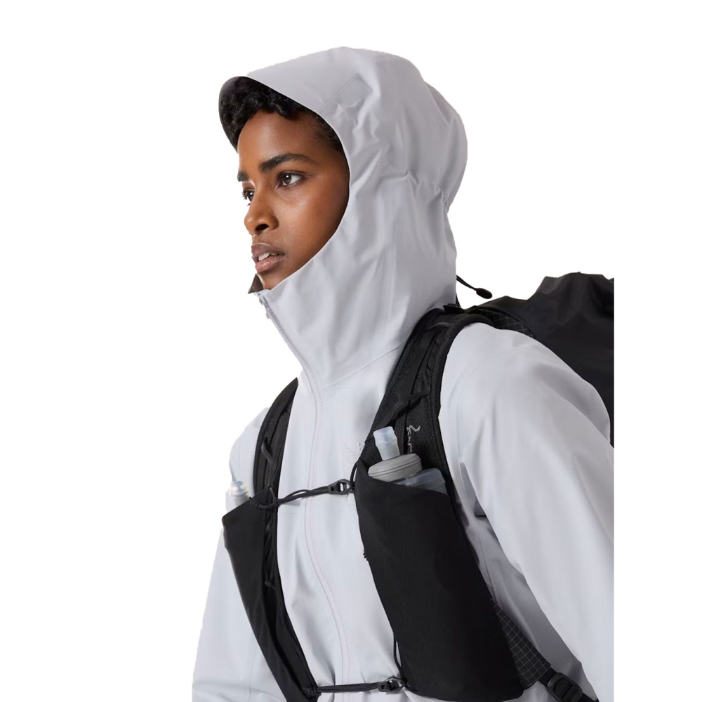 Arc'teryx Beta Jacket Women's Solitude 10516-Solitude jassen online bestellen bij Kathmandu Outdoor & Travel