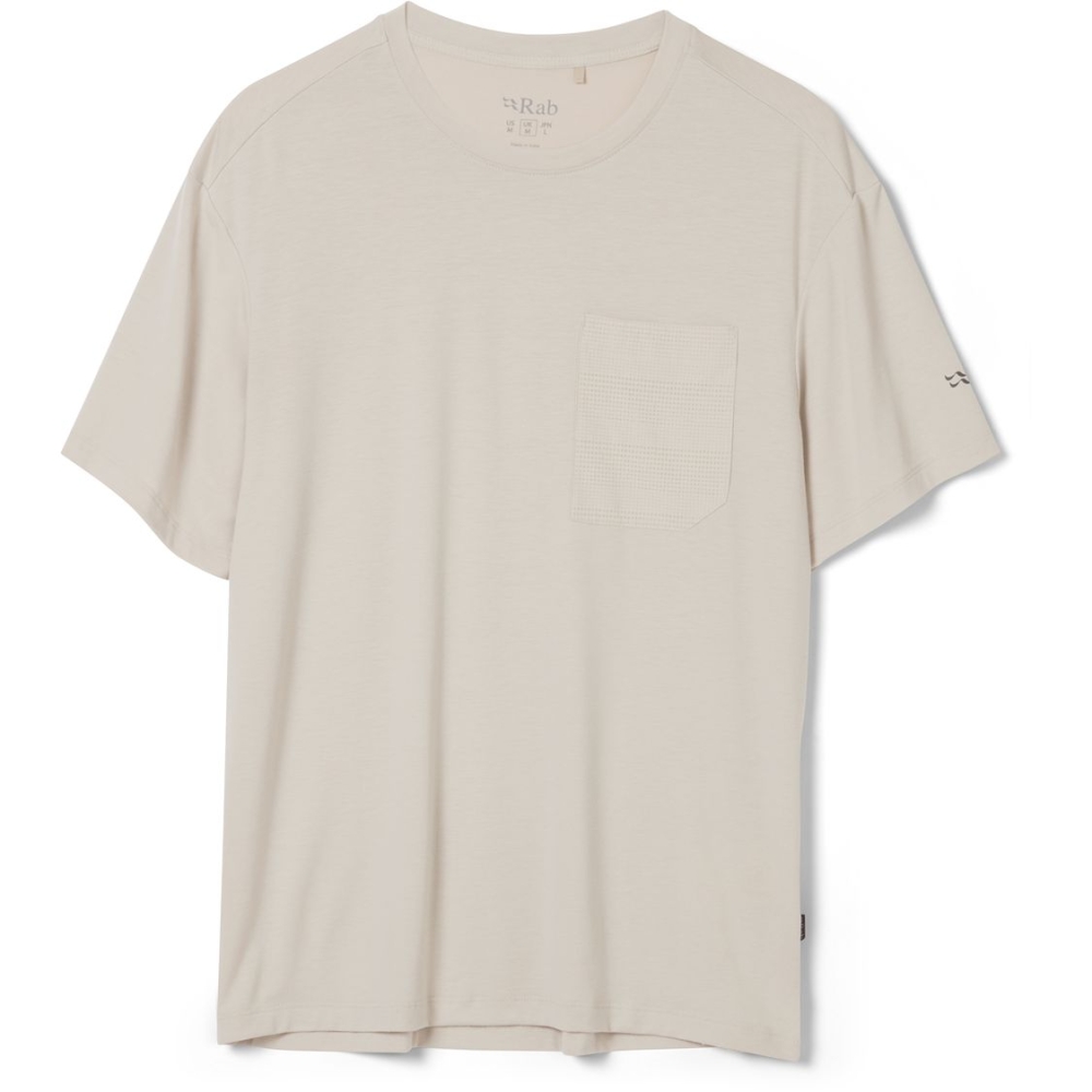 Rab Rivelin Pocket Tee Pebble QBL-75-PBE shirts en tops online bestellen bij Kathmandu Outdoor & Travel