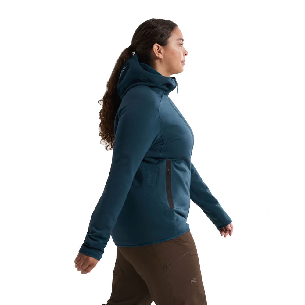 Arc'teryx Arc'teryx Kyanite Hoody Women's 8535-Midnight Frost fleeces en truien  Arc'teryx Kyanite Hoody Women's Midnight Frost 8535-Midnight Frost fleeces en truien online bestellen bij Kathmandu Outdoor & Travel