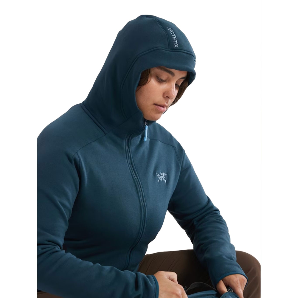 Arc'teryx Arc'teryx Kyanite Hoody Women's 8535-Midnight Frost fleeces en truien  Arc'teryx Kyanite Hoody Women's Midnight Frost 8535-Midnight Frost fleeces en truien online bestellen bij Kathmandu Outdoor & Travel