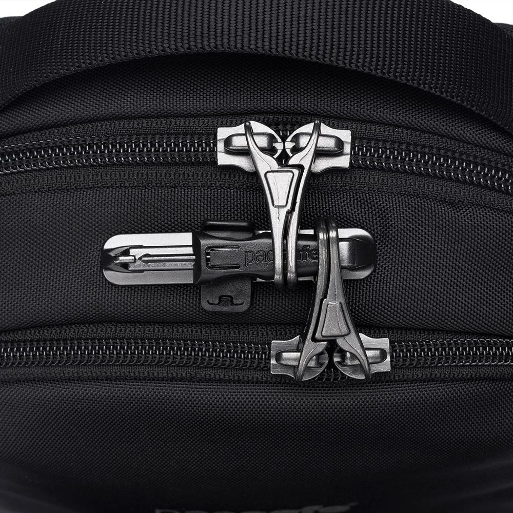 Pacsafe Pacsafe V Companion Crossbody Jet Black 61105130 tassen online bestellen bij Kathmandu Outdoor & Travel