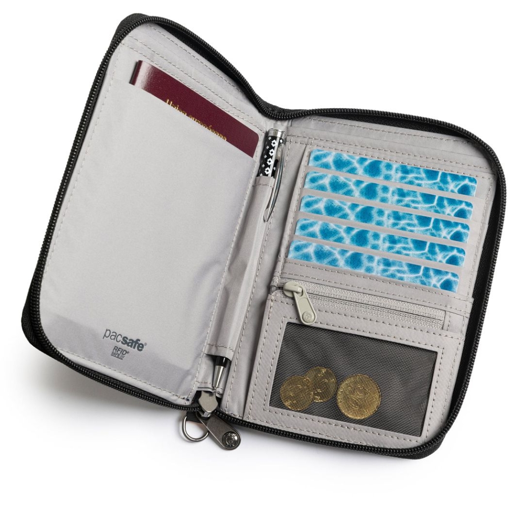 Pacsafe RFIDsafe Compact Travel Organizer  Jet Black 11020130 reisaccessoires online bestellen bij Kathmandu Outdoor & Travel