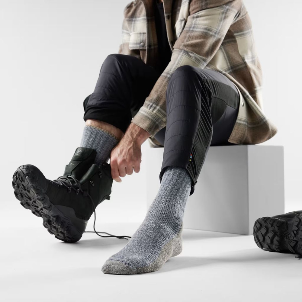 Smartwool Mountaineer Classic Edition Max Cushion Classic Hi Alpine Blue SW002941B251 sokken online bestellen bij Kathmandu Outdoor & Travel
