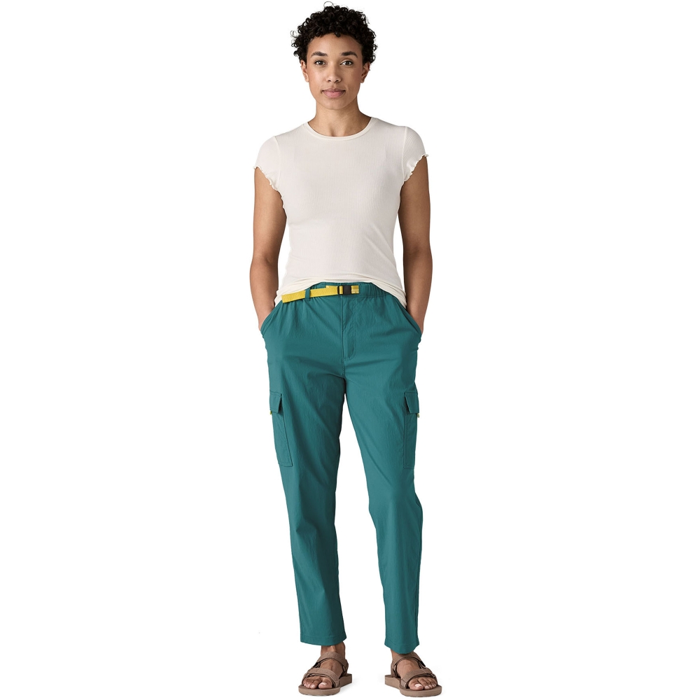 Patagonia Outdoor Everyday Cargo Pants Women's Wetland Blue 22030-WLDB broeken online bestellen bij Kathmandu Outdoor & Travel