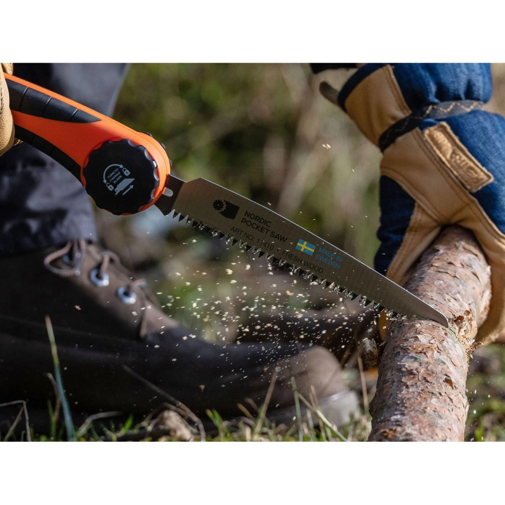 Nordic Pocket Saw Opvouwbare Zaag Oranje NPS 11403 messen & tools online bestellen bij Kathmandu Outdoor & Travel