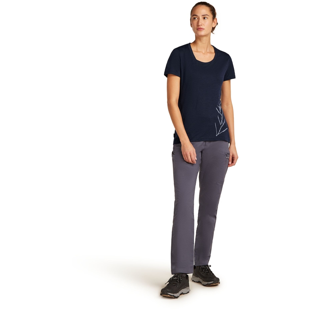 Icebreaker Mer 150 Tech Lite SS Scoop Tee Panax Women's Midnight Navy IB0A576Q-4011 shirts en tops online bestellen bij Kathmandu Outdoor & Travel