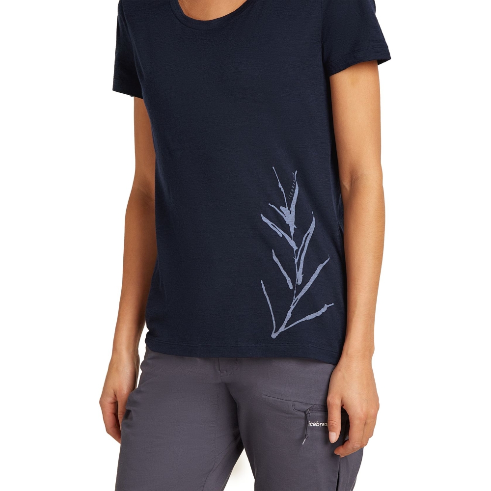 Icebreaker Mer 150 Tech Lite SS Scoop Tee Panax Women's Midnight Navy IB0A576Q-4011 shirts en tops online bestellen bij Kathmandu Outdoor & Travel