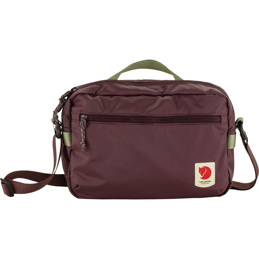 Fjällräven High Coast Crossbody Blackberry F23227-424 tassen online bestellen bij Kathmandu Outdoor & Travel
