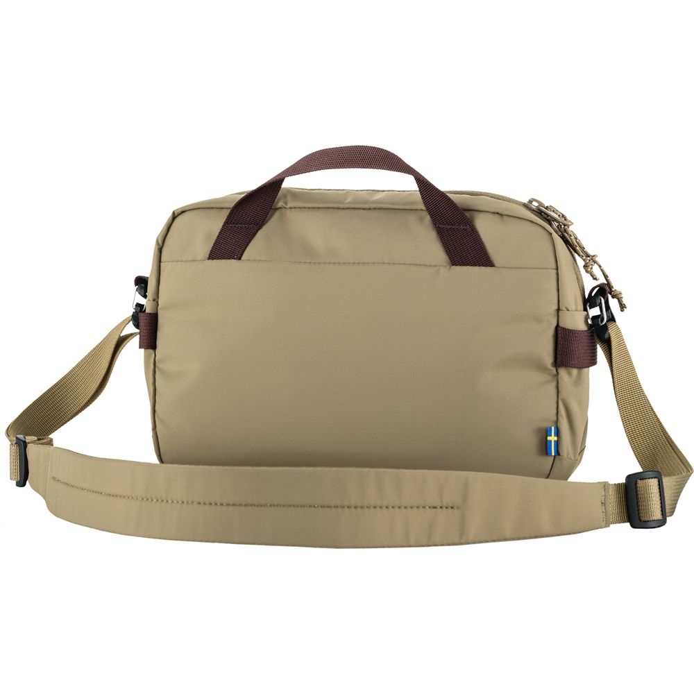 Fjällräven High Coast Crossbody Clay F23227-221 tassen online bestellen bij Kathmandu Outdoor & Travel