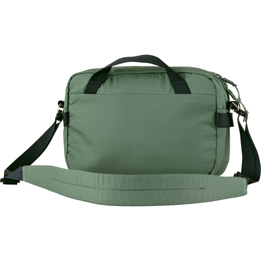 Fjällräven High Coast Crossbody Patina Green F23227-614 tassen online bestellen bij Kathmandu Outdoor & Travel