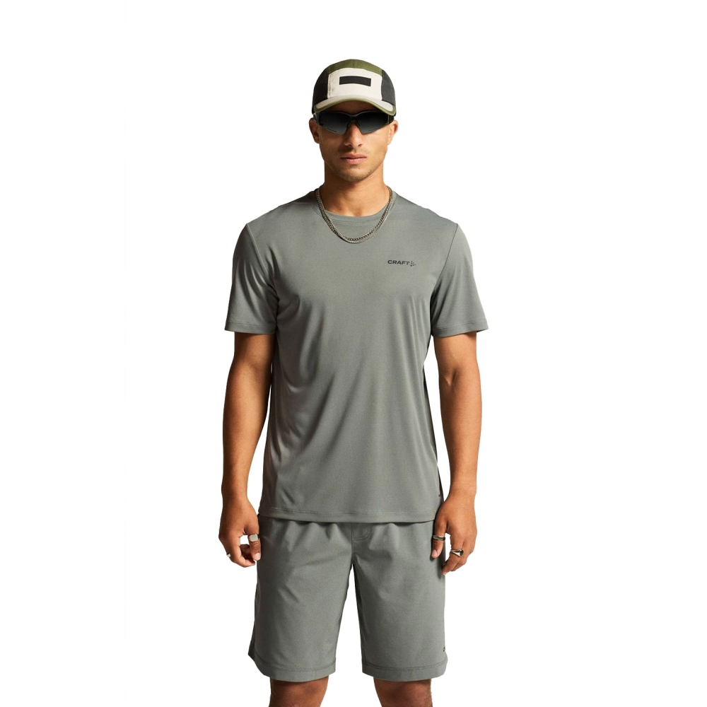 Craft Adv Essence SL Tee 2 Granite 1914794-985000 shirts en tops online bestellen bij Kathmandu Outdoor & Travel