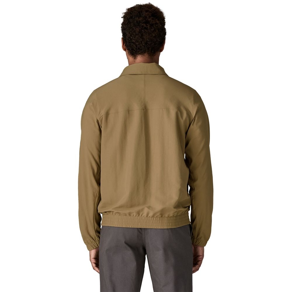 Patagonia Patagonia Isthmus Unlined Jkt 20455-SLKH jassen Patagonia Isthmus Unlined Jkt Slab Khaki 20455-SLKH jassen online bestellen bij Kathmandu Outdoor & Travel
