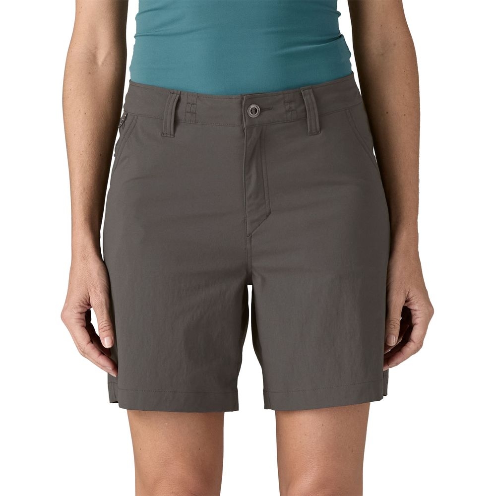 Patagonia Patagonia Quandary Shorts Women's - 7 in. 58096-FGE broeken Patagonia Quandary Shorts Women's - 7 in. Forge Grey 58096-FGE broeken online bestellen bij Kathmandu Outdoor & Travel