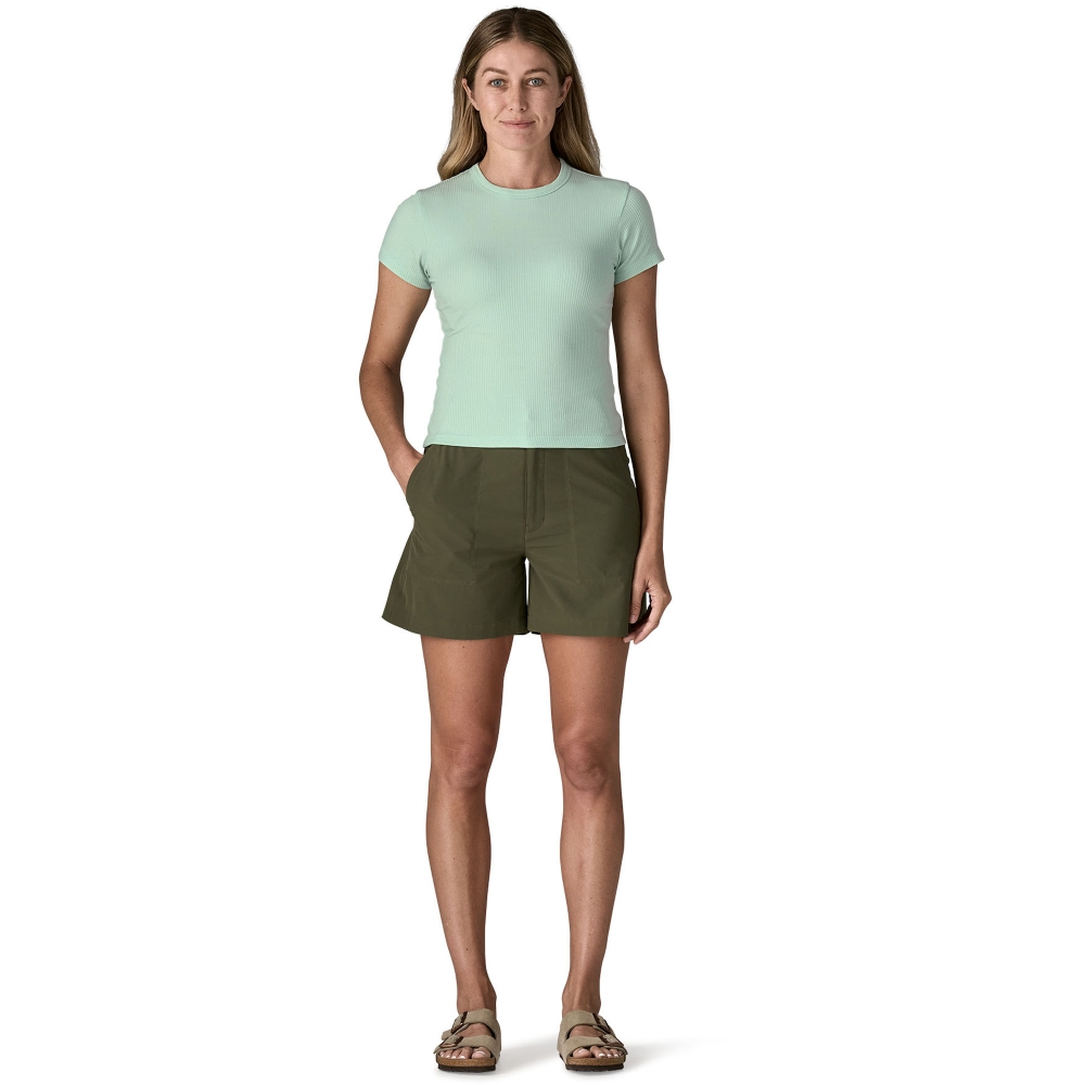 Patagonia Rib Knit Top Women's Thin Ice 42321-THI shirts en tops online bestellen bij Kathmandu Outdoor & Travel