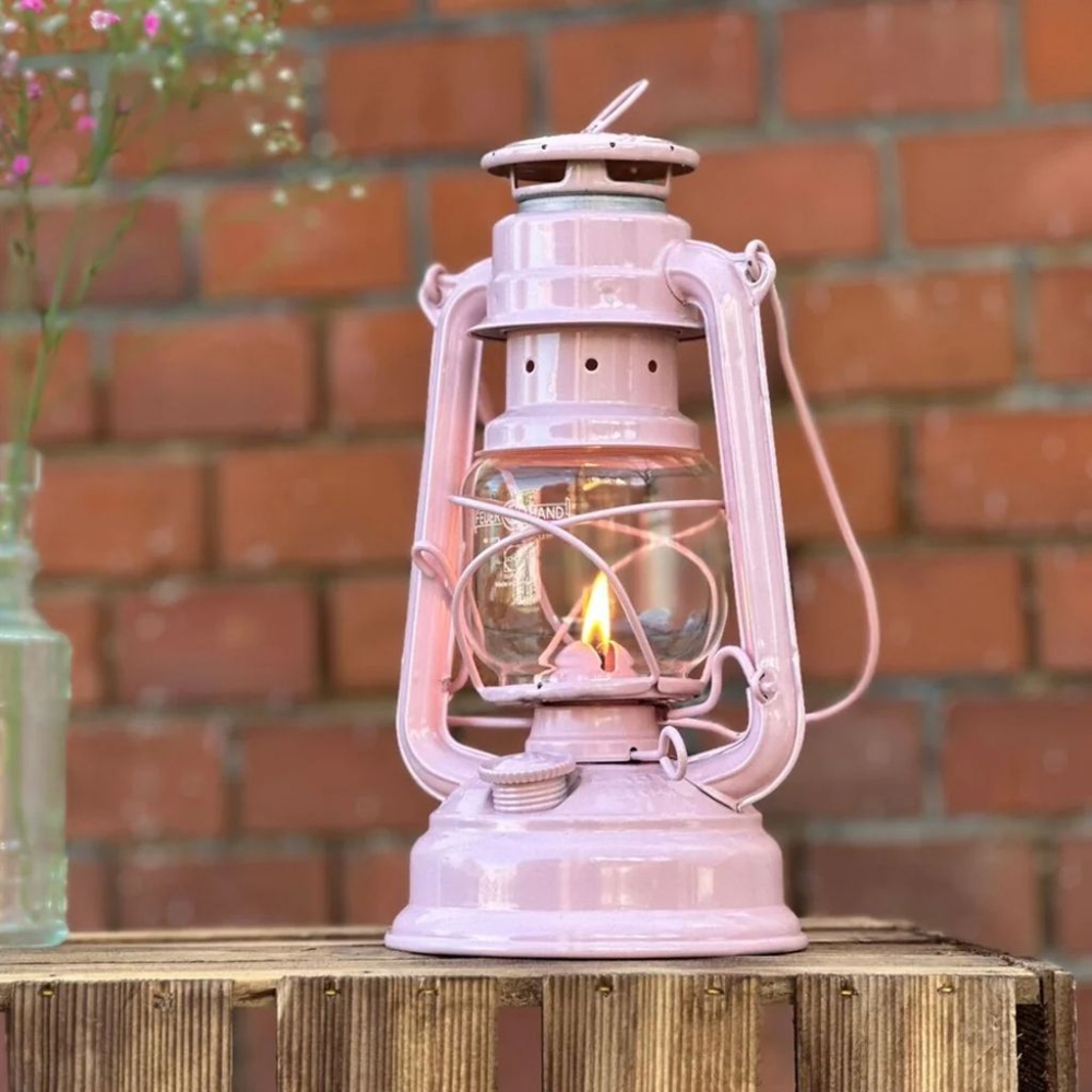 Feuerhand Lantaarn BS276 Roze FH 276-RO verlichting online bestellen bij Kathmandu Outdoor & Travel
