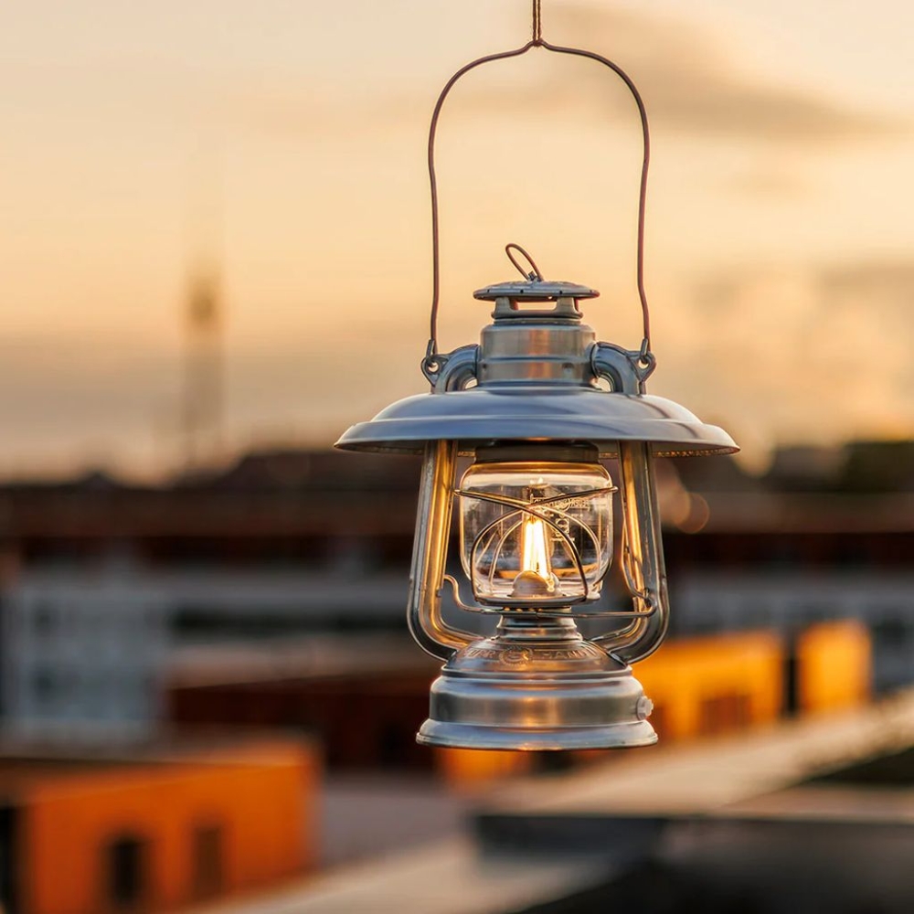 Feuerhand LED Lantaarn BS276 Zink FH 276-LED-ZI verlichting online bestellen bij Kathmandu Outdoor & Travel