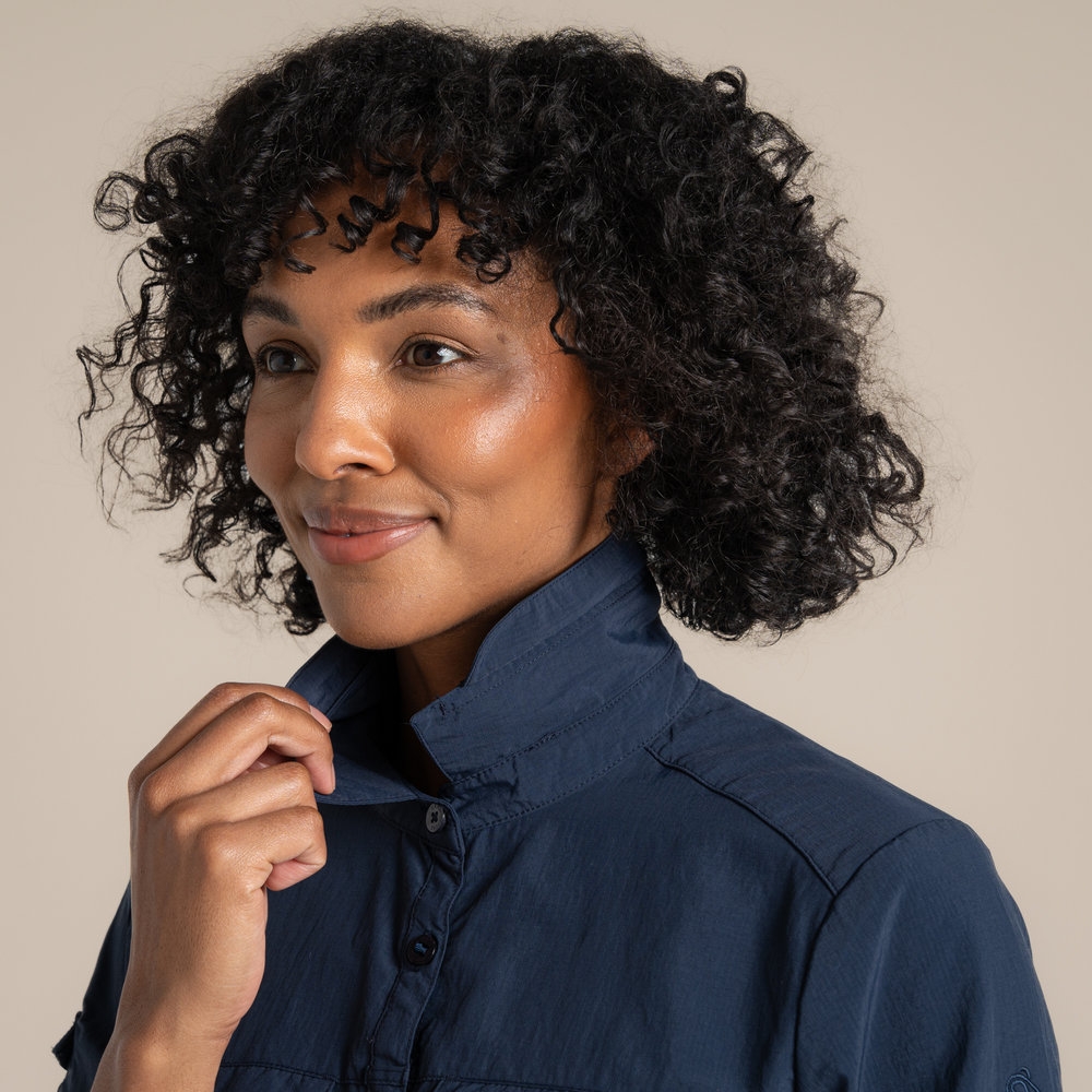 Craghoppers Craghoppers NosiLife Adventure Long Sleeved Shirt III Women's CWS534-7V1 shirts en tops Craghoppers NosiLife Adventure Long Sleeved Shirt III Women's Blue Navy CWS534-7V1 shirts en tops online bestellen bij Kathmandu Outdoor & Travel