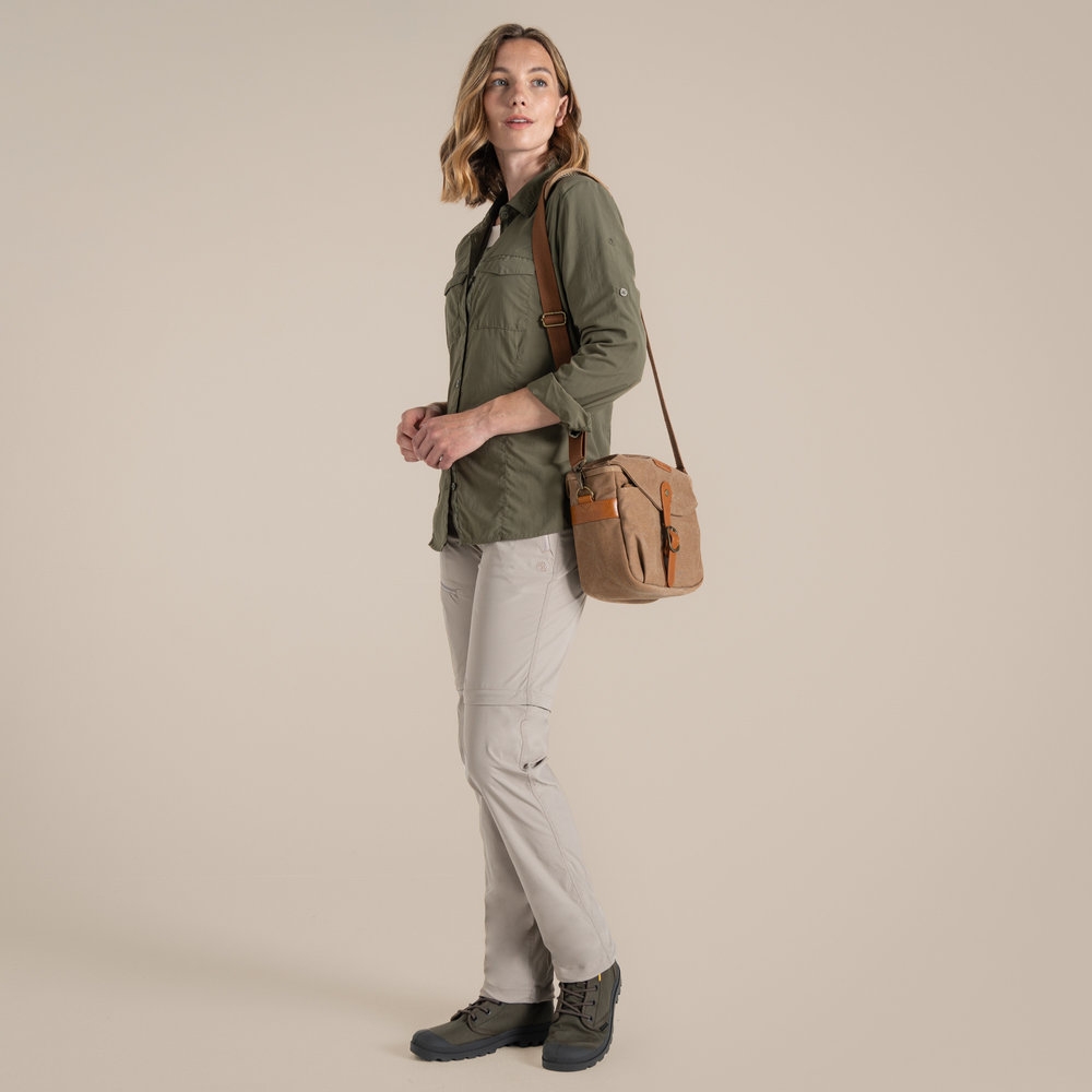 Craghoppers Craghoppers NosiLife Adventure Long Sleeved Shirt III Women's CWS534-CZL shirts en tops Craghoppers NosiLife Adventure Long Sleeved Shirt III Women's Wild Olive CWS534-CZL shirts en tops online bestellen bij Kathmandu Outdoor & Travel