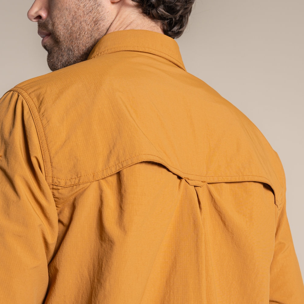 Craghoppers NosiLife Adventure Long Sleeved Shirt III Deep Henna CMS709-1E7 shirts en tops online bestellen bij Kathmandu Outdoor & Travel