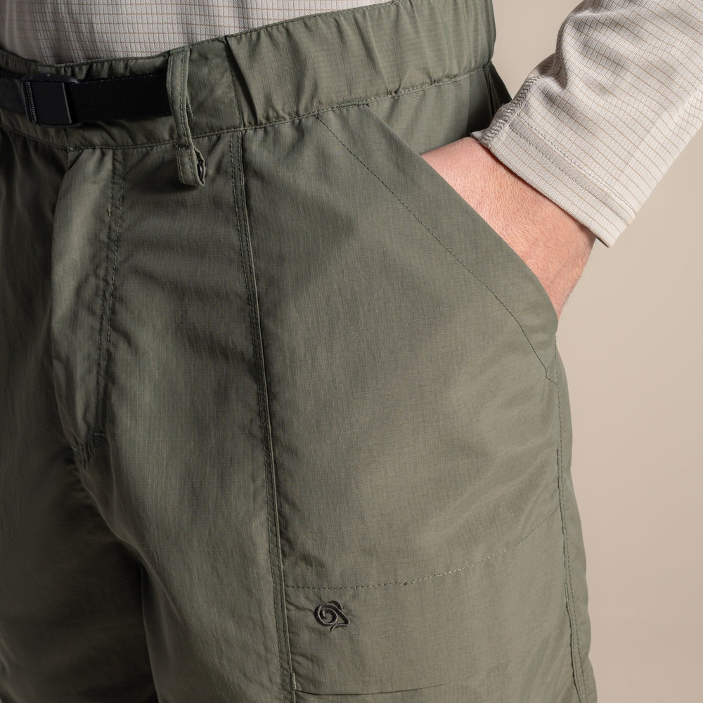 Craghoppers NosiLife Kadin Cargo Short Dark Sage CMJ670-1CG broeken online bestellen bij Kathmandu Outdoor & Travel