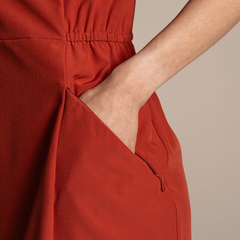 Craghoppers NosiLife Pro Dress IV Women's Cinnabar CWD049-1S6 jurken en rokken online bestellen bij Kathmandu Outdoor & Travel