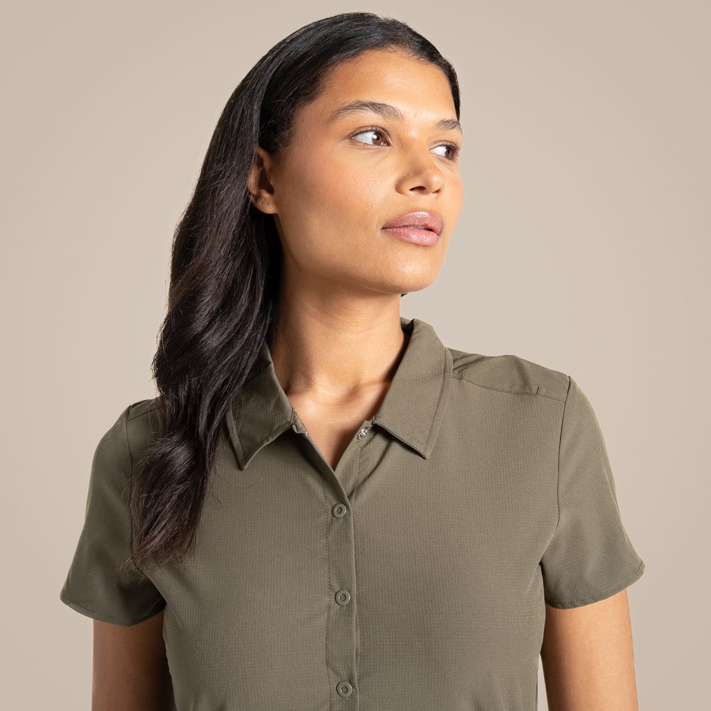 Craghoppers NosiLife Pro Dress IV Women's Wild Olive CWD049-CZL jurken en rokken online bestellen bij Kathmandu Outdoor & Travel