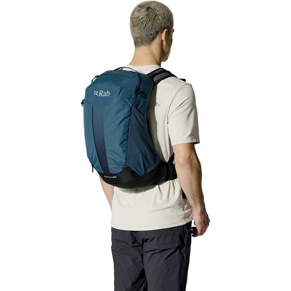 Rab Airox 18 Tempest Blue QAQ-09-TMB dagrugzakken online bestellen bij Kathmandu Outdoor & Travel