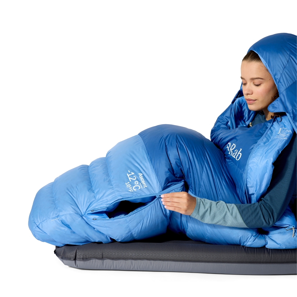Rab Rab Ascent -12°C Women's QSN-04-DBD slaapzakken Rab Ascent -12°C Women's Dark Bluebird/Bluebird QSN-04-DBD slaapzakken online bestellen bij Kathmandu Outdoor & Travel