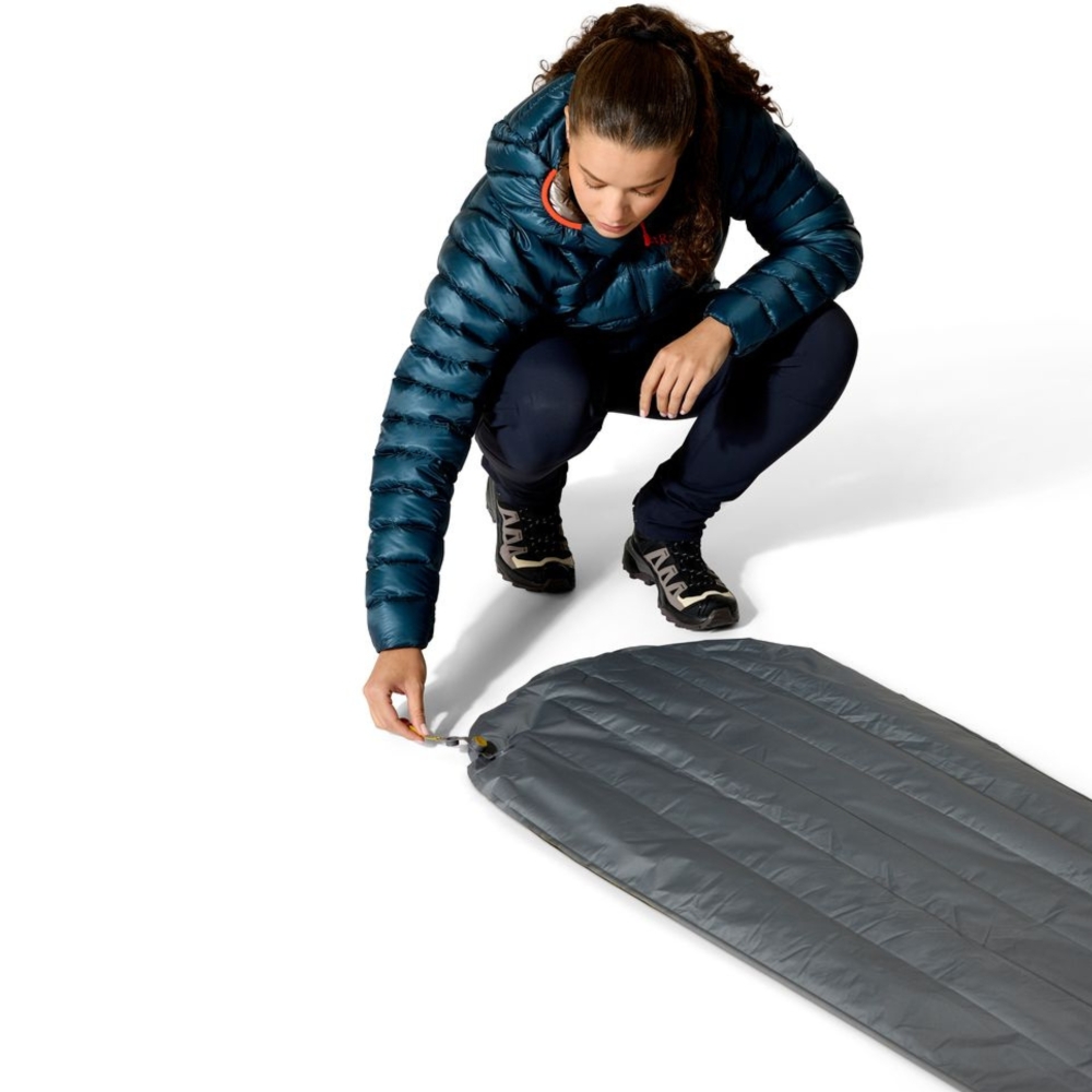 Rab Rab Ionosphere 5 QMA-10-DPL slaapmatjes Rab Ionosphere 5 Dark Pollen QMA-10-DPL slaapmatjes online bestellen bij Kathmandu Outdoor & Travel