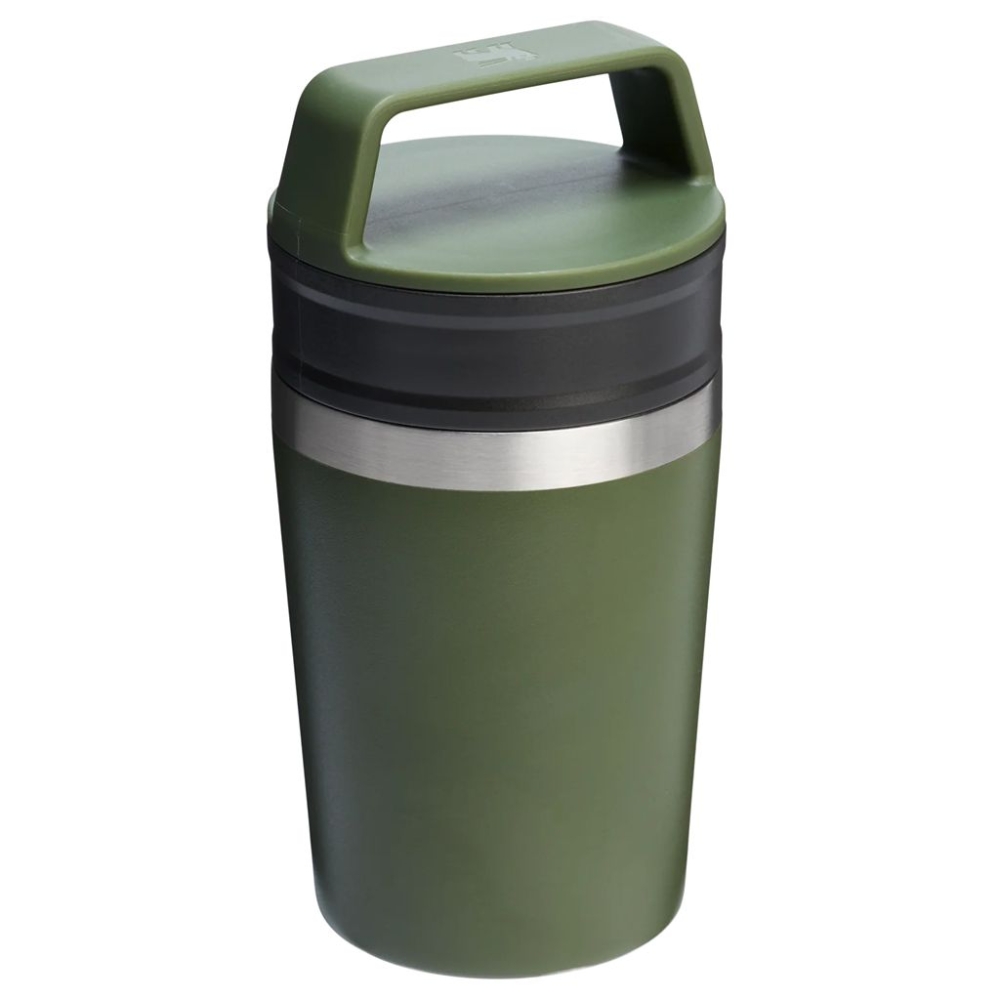 Stanley Stanley The Café-To-Go Travel Mug 10-12079-041 drinkflessen en thermosflessen  Stanley The Café-To-Go Travel Mug Dried Pine 10-12079-041 drinkflessen en thermosflessen online bestellen bij Kathmandu Outdoor & Travel