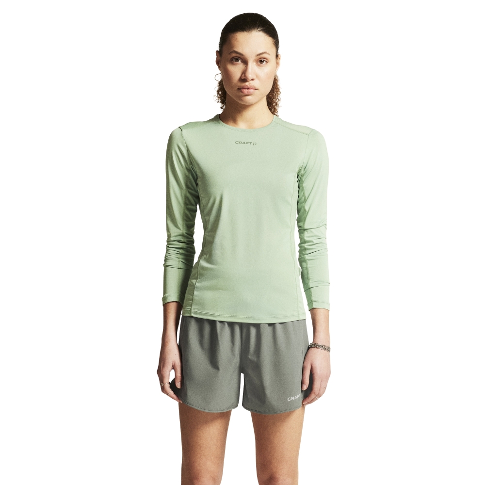 Craft Adv Essence LS Tee Women's GLACIAL 1914797-630000 shirts en tops online bestellen bij Kathmandu Outdoor & Travel