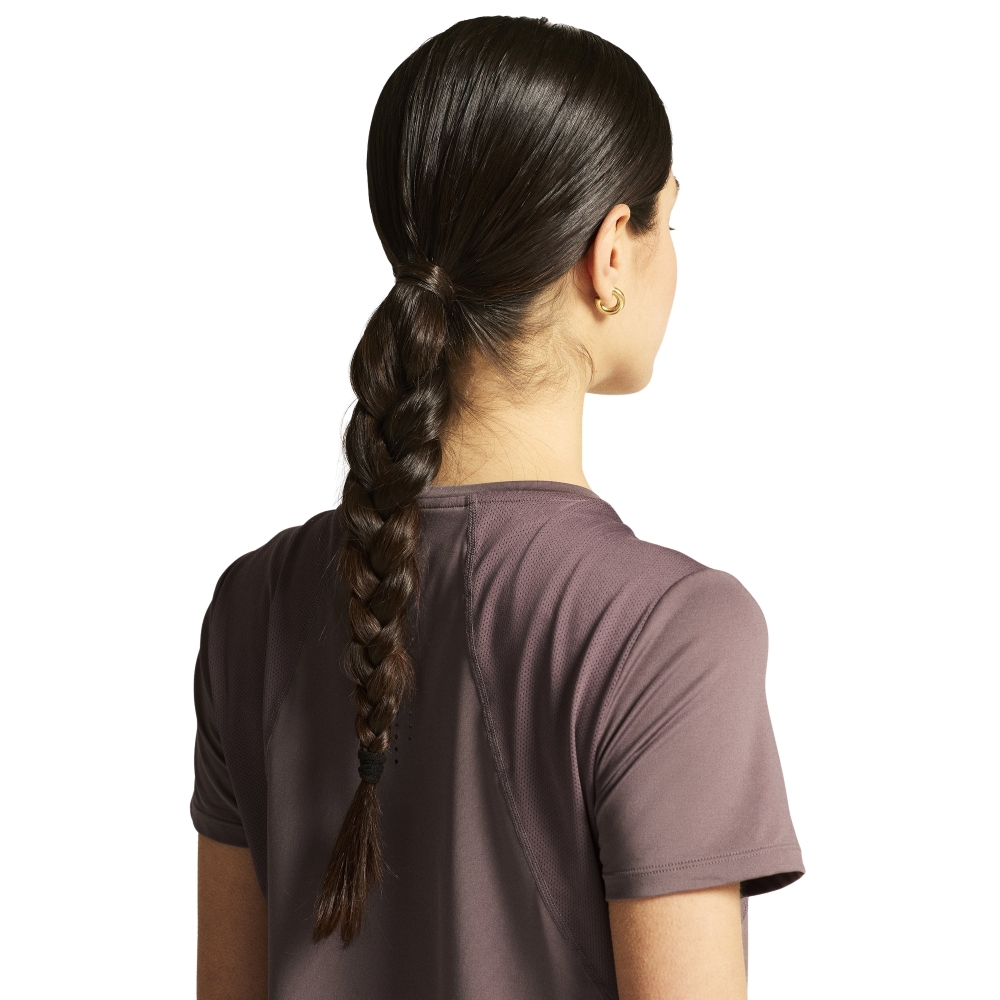 Craft Craft Adv Essence SS Tee 2 Women's 1914798-7880 shirts en tops Craft Adv Essence SS Tee 2 Women's Flint 1914798-7880 shirts en tops online bestellen bij Kathmandu Outdoor & Travel