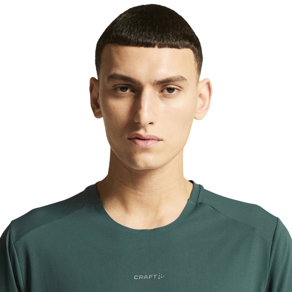 Craft Craft Hypervent Tee C17277-6670 shirts en tops Craft Hypervent Tee Peridot C17277-6670 shirts en tops online bestellen bij Kathmandu Outdoor & Travel